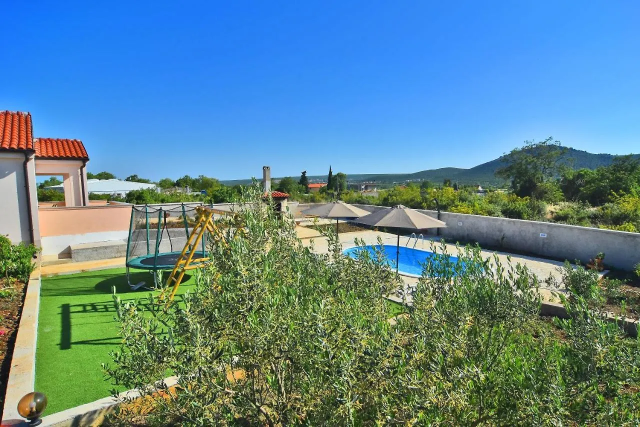 Ferienhaus Villa Kuca Za Odmor Diana Sukošan Kroatien
