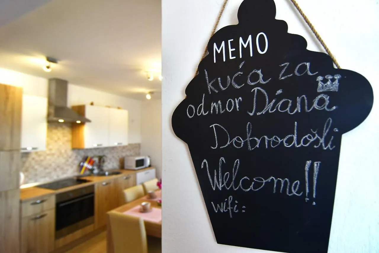 Ferienhaus Villa Kuca Za Odmor Diana Sukošan Kroatien